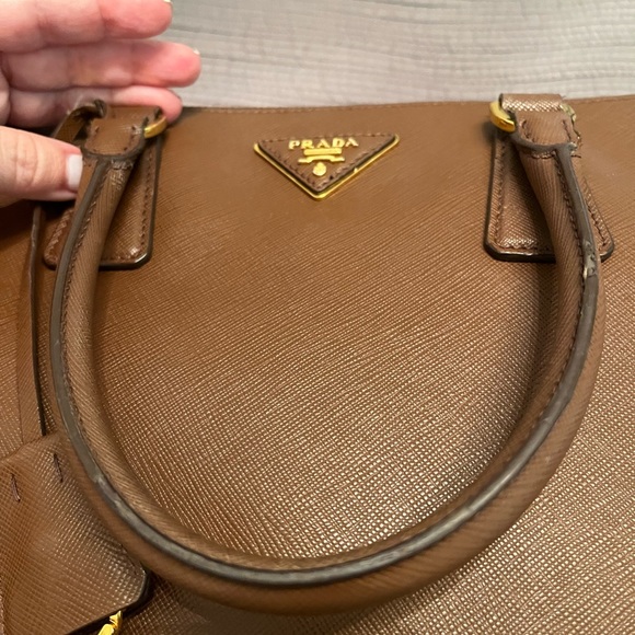Prada Saffiano Lux Double Zip Tote BN1786 in Brown (Palissandro) - Picture 12 of 17